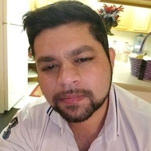 Meet your Posher, Javeed